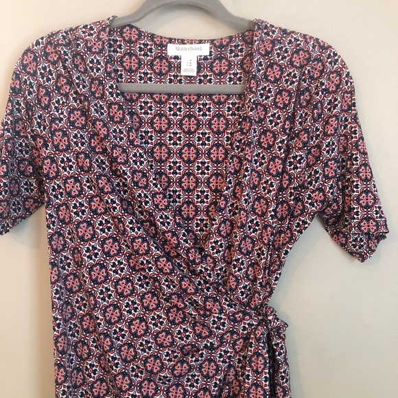 Motherhood maternity Wrap dress, size medium - Picture 2 of 4